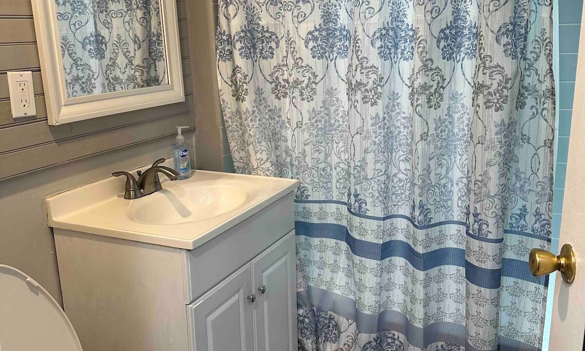 dfd703c7-8e06-4970-8826-7ea4e126fb93