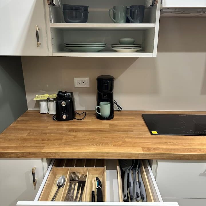 eeabec7f-5fa9-4725-94a8-391861def833 (1)