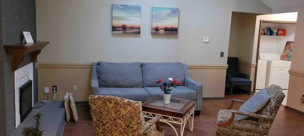 fc993a94-f8f9-47d0-b213-dc698e113e45 (1)